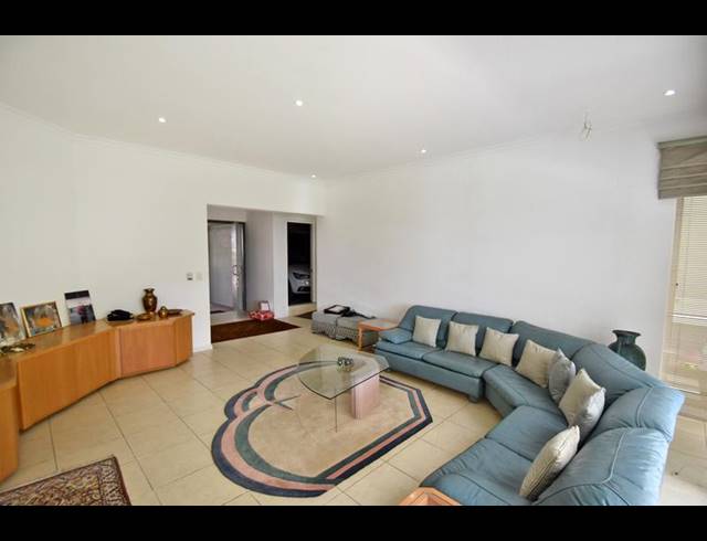 4 BEDROOM HOUSE FOR SALE IN MORNINGSIDE